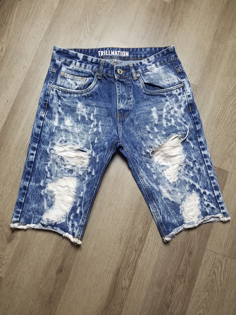 Men's TRILLNATION Distressed Denim Jeans Shorts (Size 32)